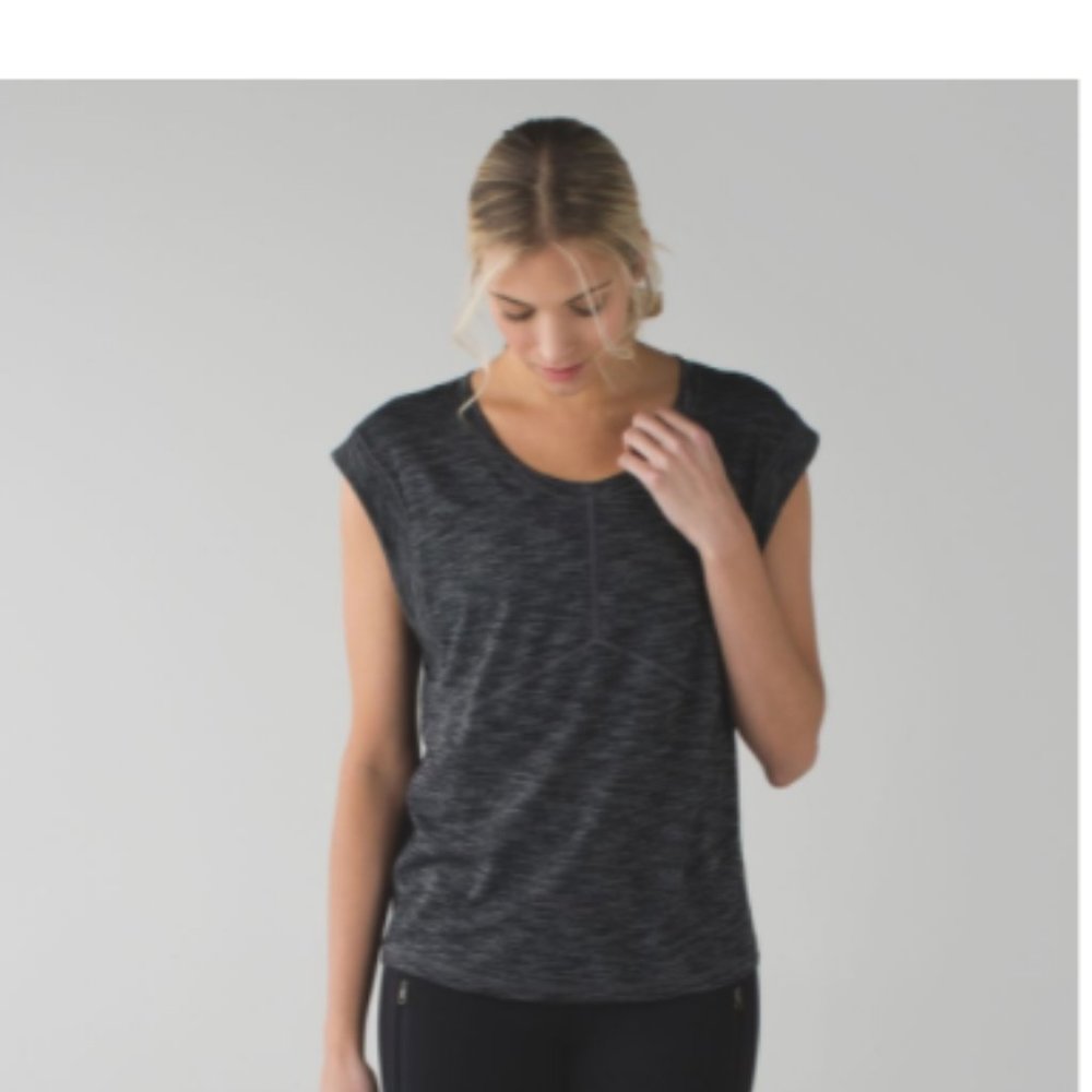 Lululemon get sweat tee L